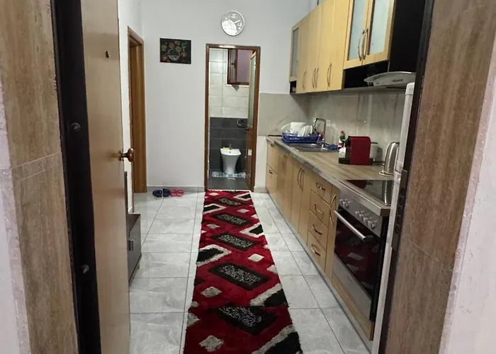 Cozy Corner Flat شقة تيرانا