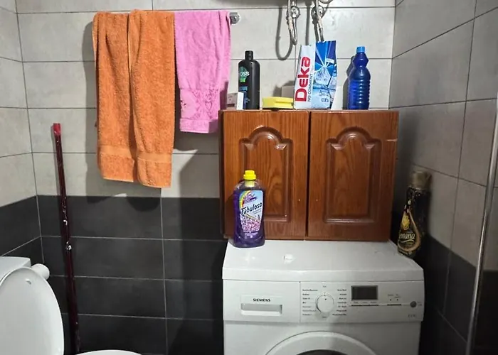 Cozy Corner Flat * تيرانا